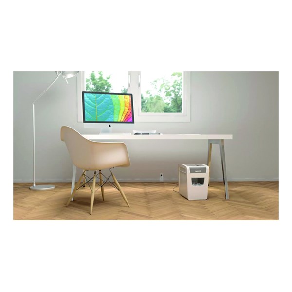 Iratmegsemmisito_LEITZ_IQ_Slim_Home_Office_konfetti_P4_10_lap_feher-i1171365.jpg