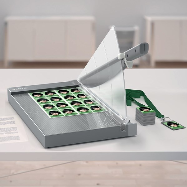 Vagogep_LEITZ_Precision_Office_Pro_A4_karos_25_lap-i1205466.jpg