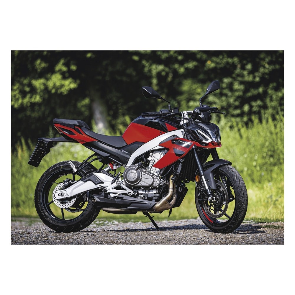 Falinaptar_TOPTIMER_T092_450x315mm_fekvo_Motorbikes_2027-i2697631.jpg